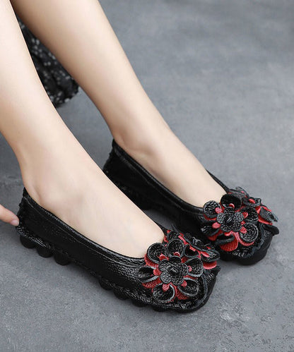 Well Tailored Shoes with a Graceful Silhouette