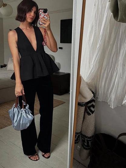 Sophisticated Pants with a Clean Classic Look