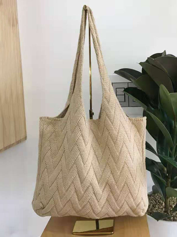 Beautifully Balanced Bag with Timeless Character