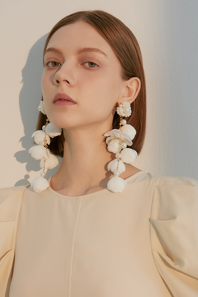 Beautifully Finished Garment in a Timeless Design