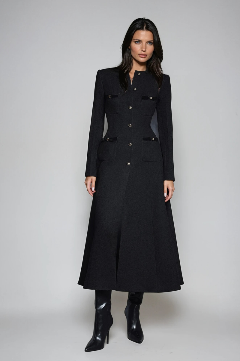 Gracefully Styled Dress for Any Occasion