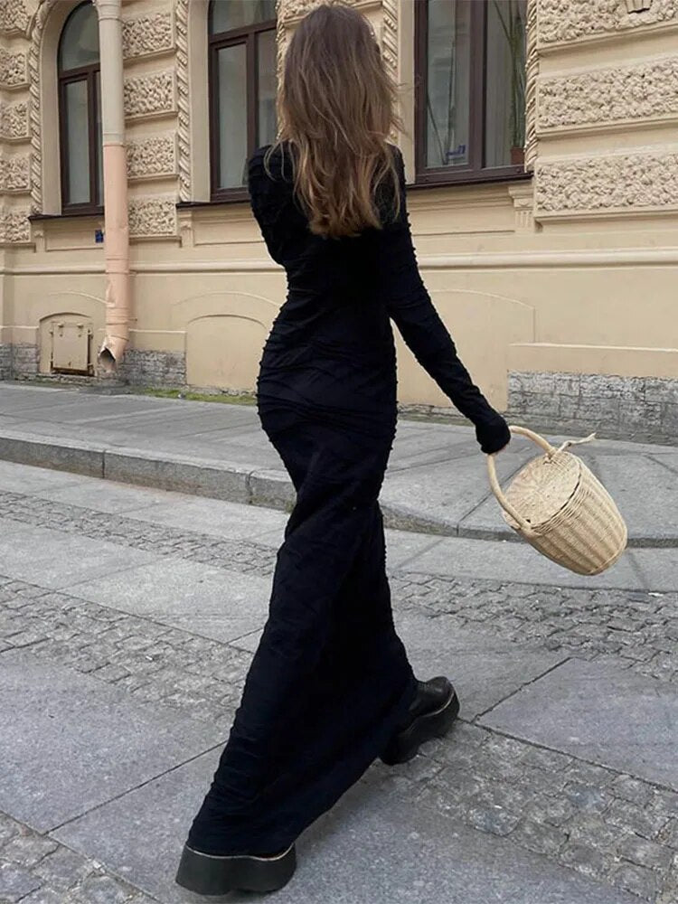 Sophisticated Dress with a Clean Classic Look