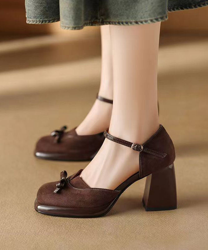 A Vintage Style Sandals with Delicate Timeless Details