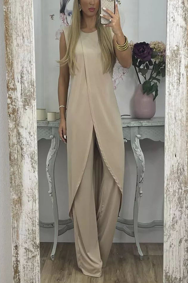 Effortlessly Elegant Pants with a Timeless Design