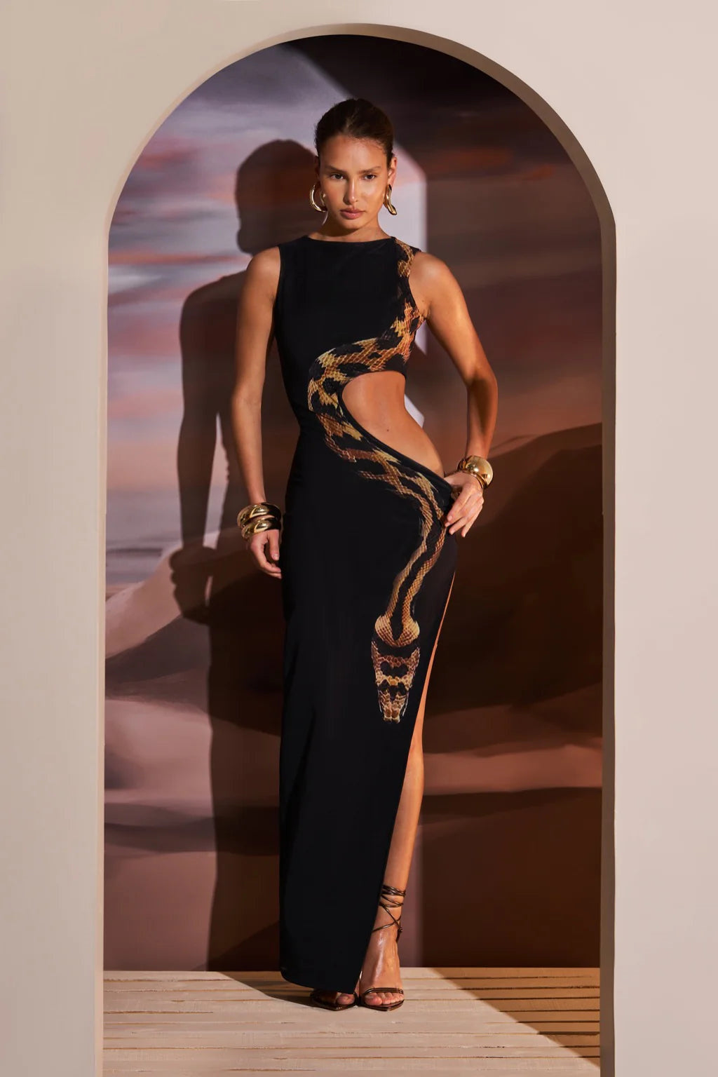 Beautifully Crafted Dress in a Classic Style