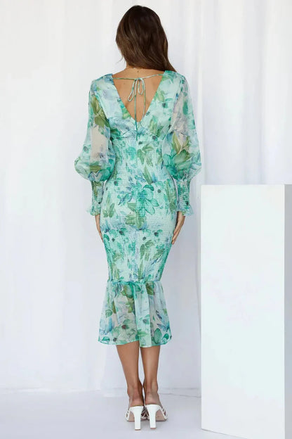 A Vintage Style Dress with Delicate Timeless Details