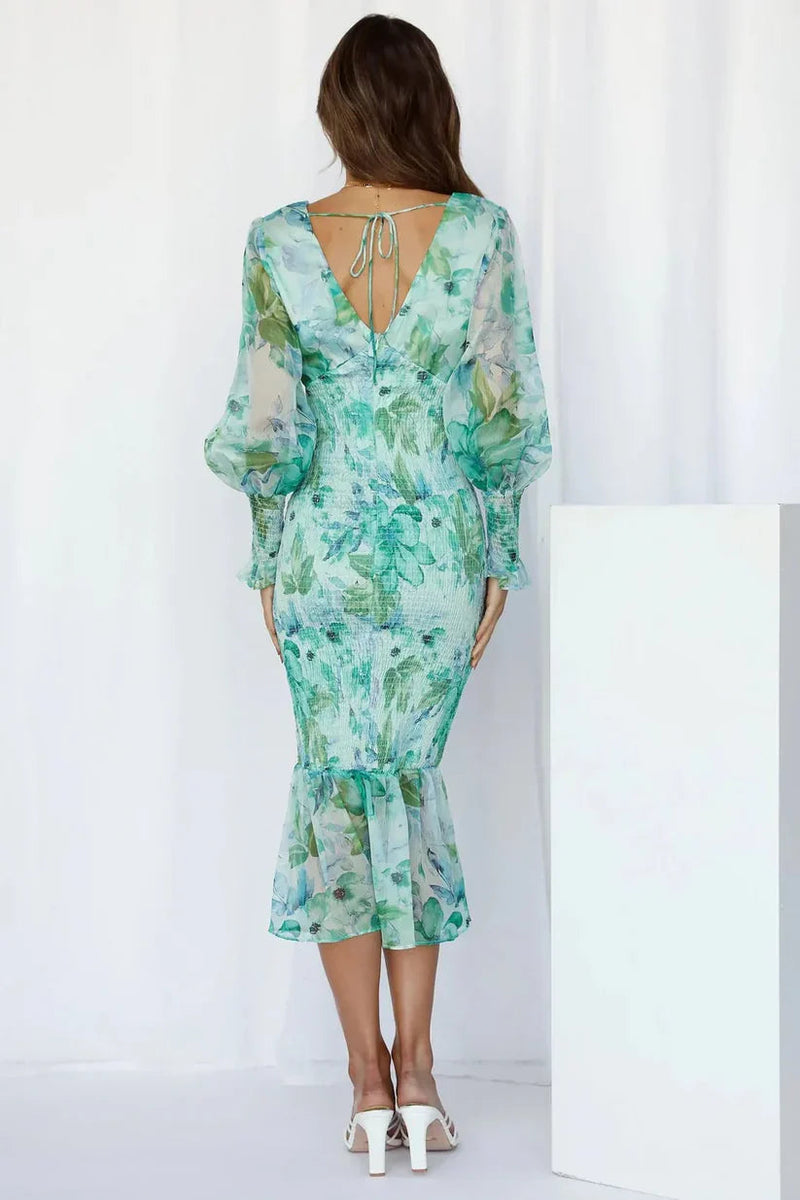 A Vintage Style Dress with Delicate Timeless Details
