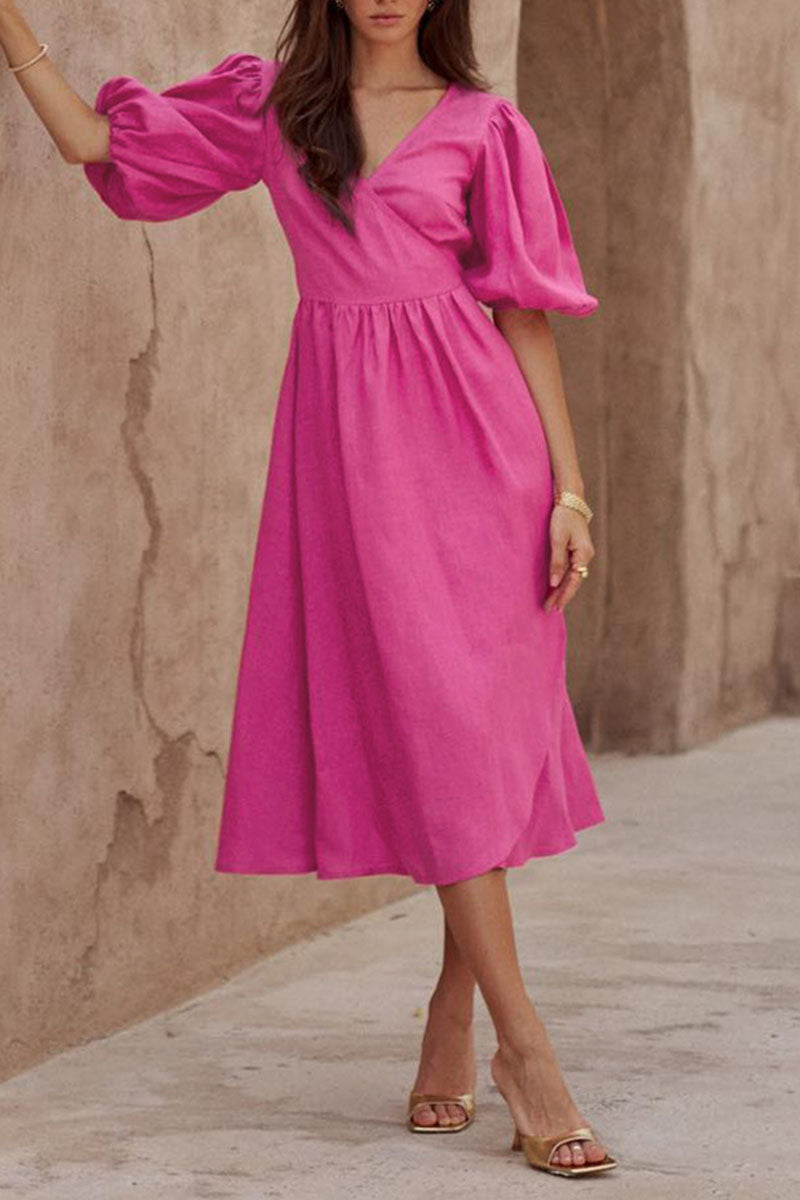 Effortlessly Elegant Dress with a Timeless Design