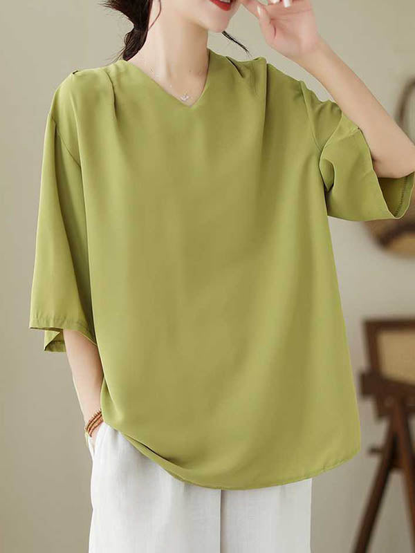 A Vintage Style T-Shirt with Delicate Timeless Details