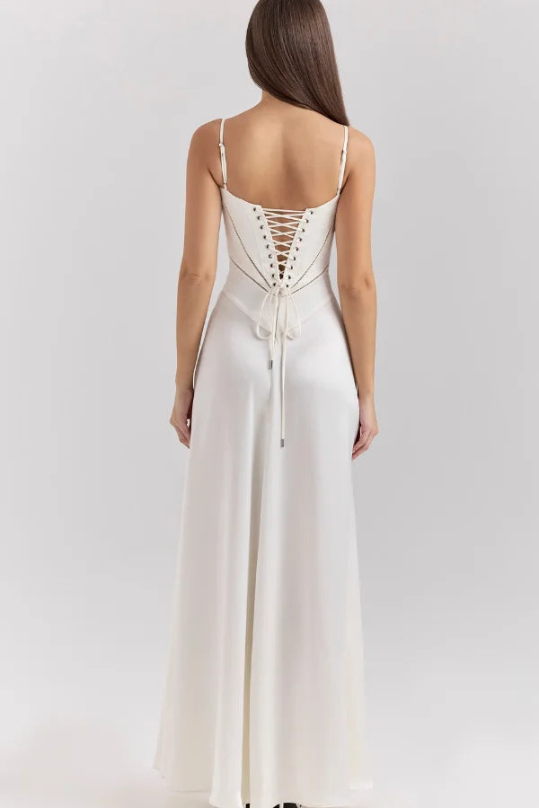 Beautifully Finished Garment in a Timeless Design