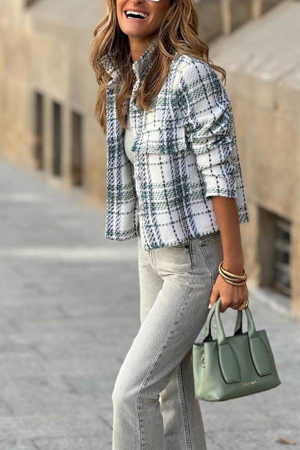 Gracefully Styled Jacket for Any Occasion