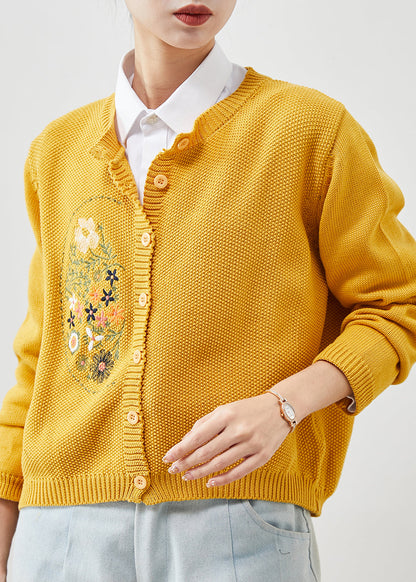 Elegantly Styled Cardigan for Everyday Wear