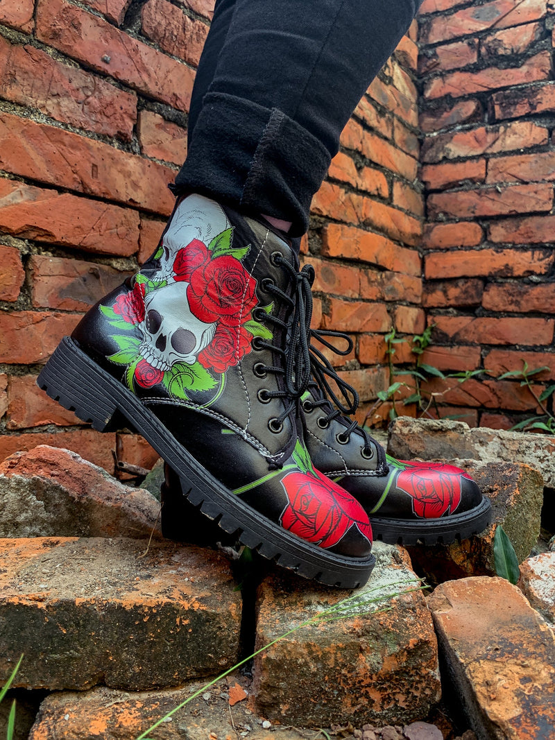 Elegantly Styled Boots for Everyday Wear