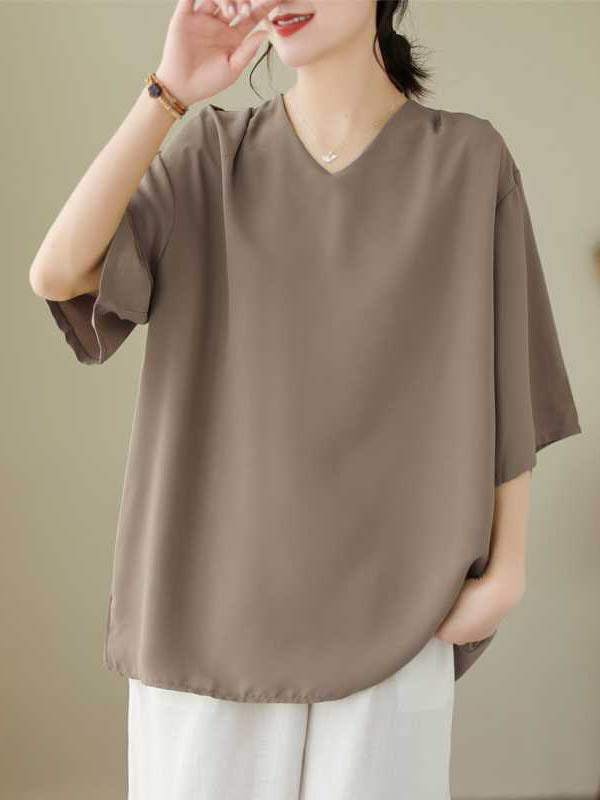 A Vintage Style T-Shirt with Delicate Timeless Details