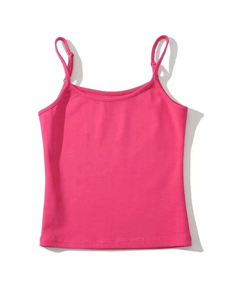 Well Tailored Top with a Graceful Silhouette
