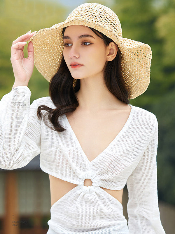 Effortlessly Elegant Garment with a Timeless Design