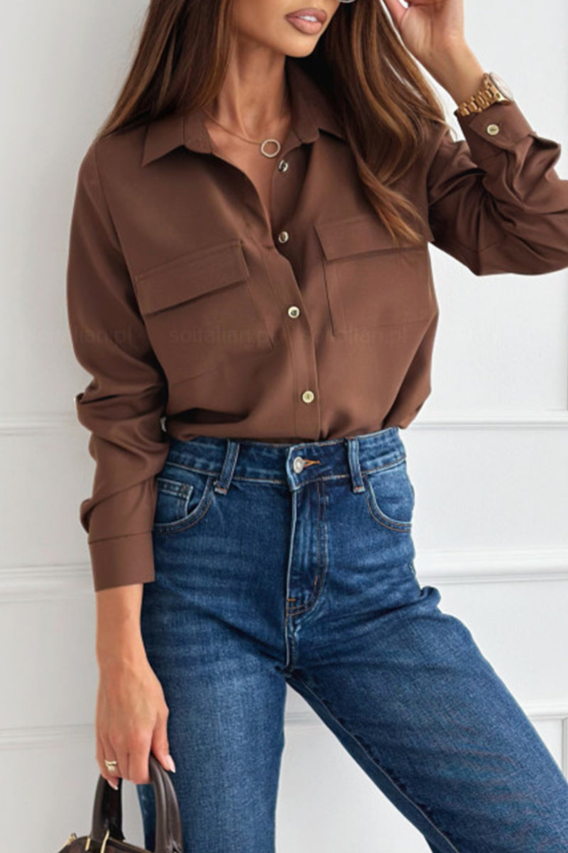Effortlessly Elegant Blouse with a Timeless Design