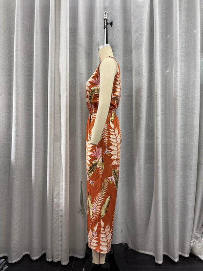 A Vintage Style Pants with Delicate Timeless Details
