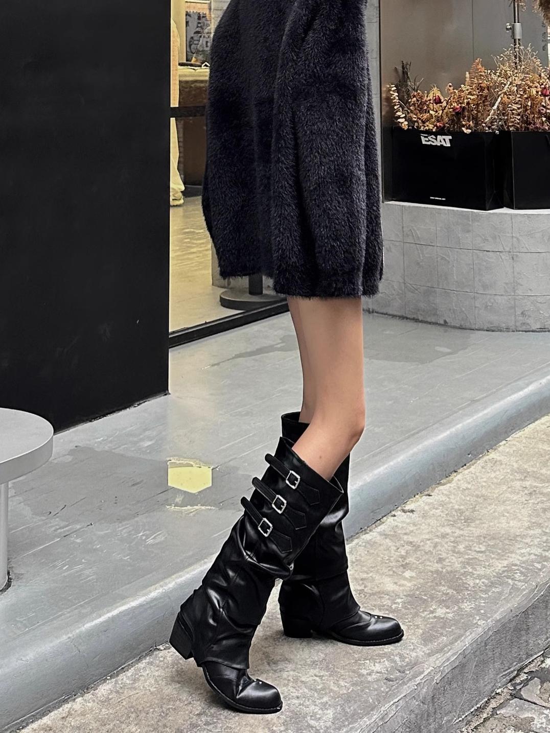 Sophisticated Boots with a Clean Classic Look