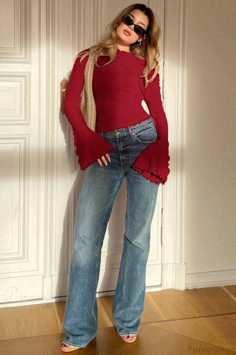 Effortlessly Elegant Garment with a Timeless Design
