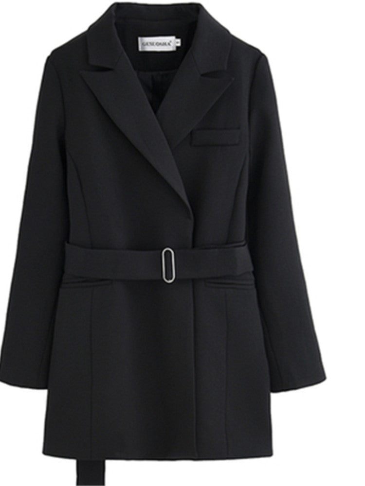Effortlessly Elegant Jacket with a Timeless Design