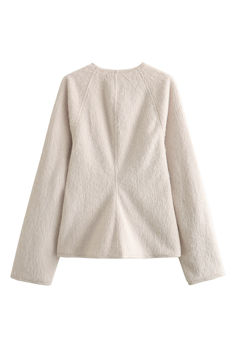 Polished Garment with an Effortless Classic Look