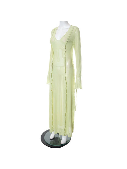 Polished Dress with an Effortless Classic Look
