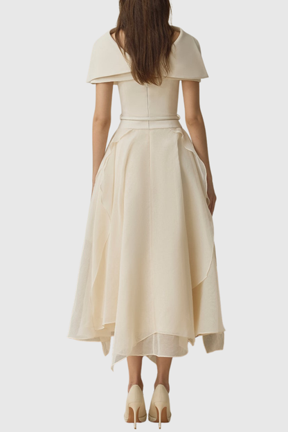 Well Tailored Dress with a Graceful Silhouette