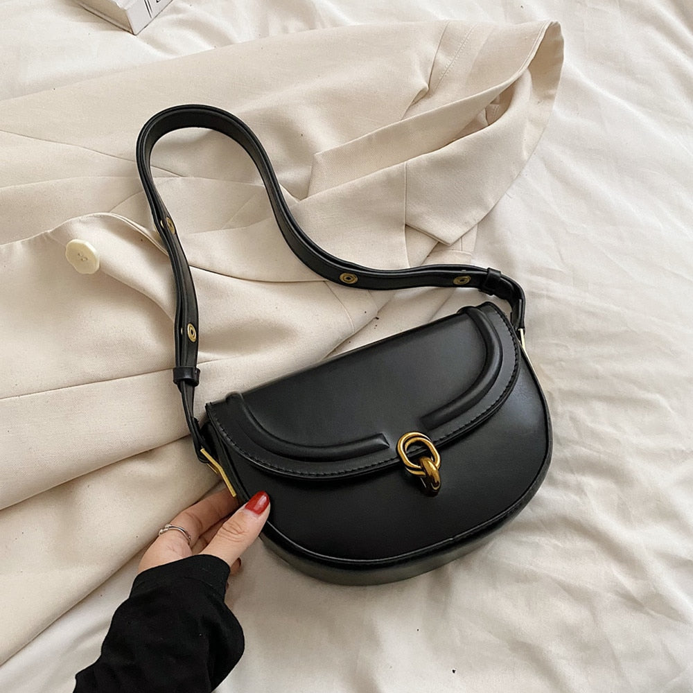 Polished Bag with an Effortless Classic Look