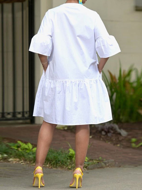 A Vintage Style Dress with Delicate Timeless Details