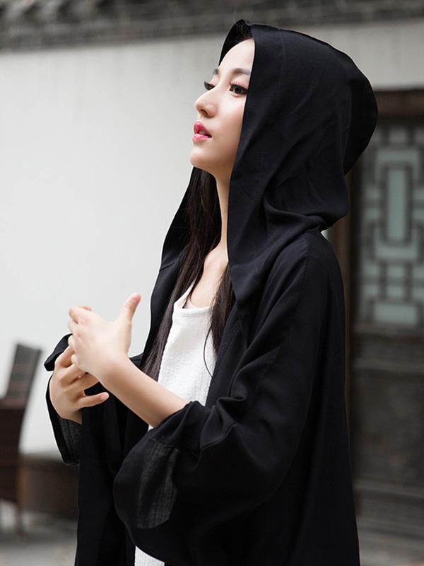 Gracefully Styled Garment for Any Occasion