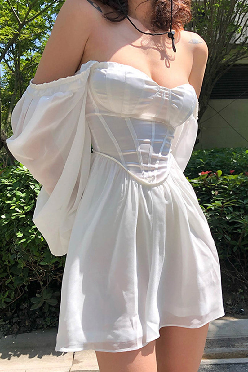 Effortlessly Elegant Dress with a Timeless Design