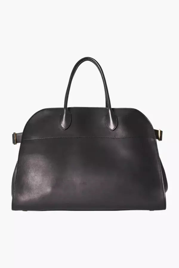Sophisticated Bag with a Clean Classic Look