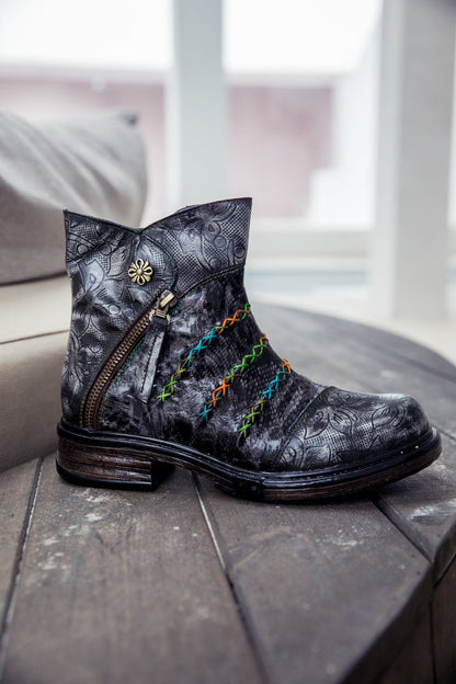 Beautifully Crafted Boots in a Classic Style