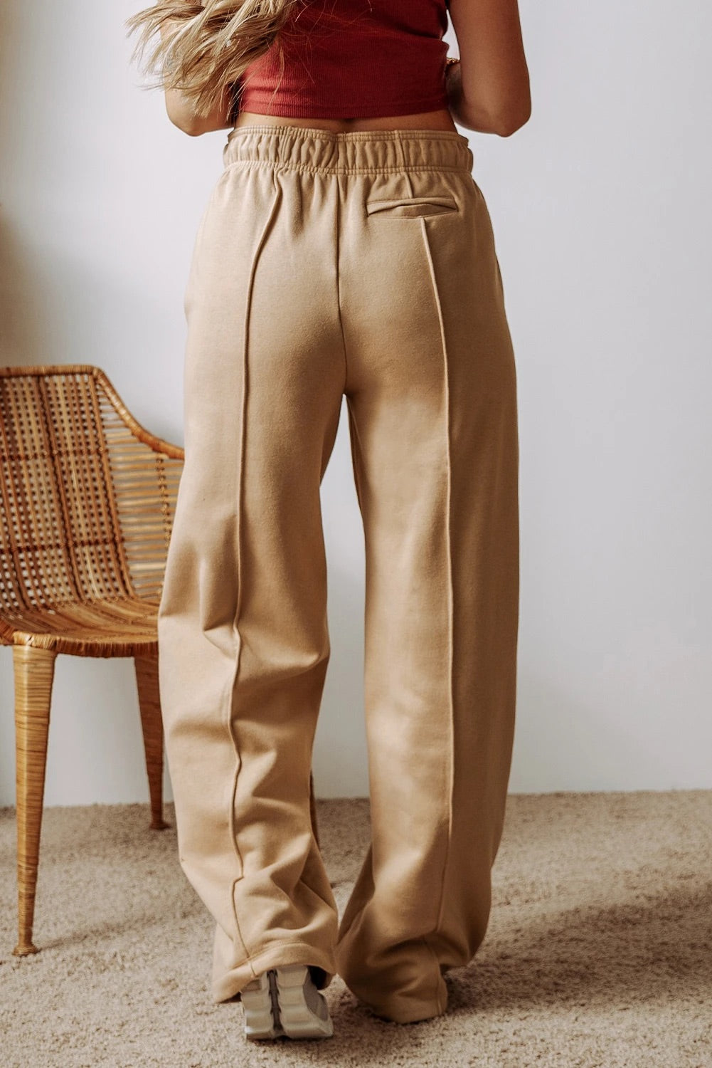 Beautifully Finished Pants in a Timeless Design