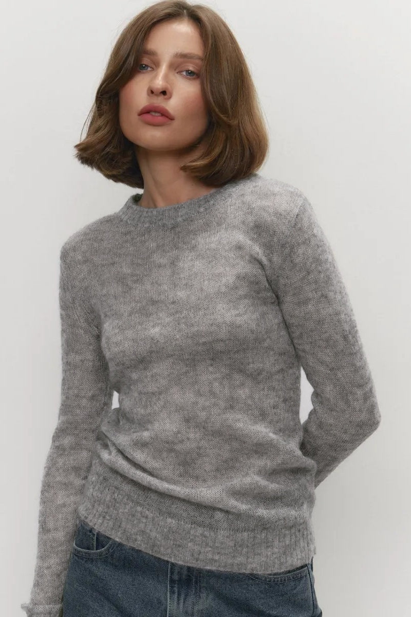 Polished Top with an Effortless Classic Look