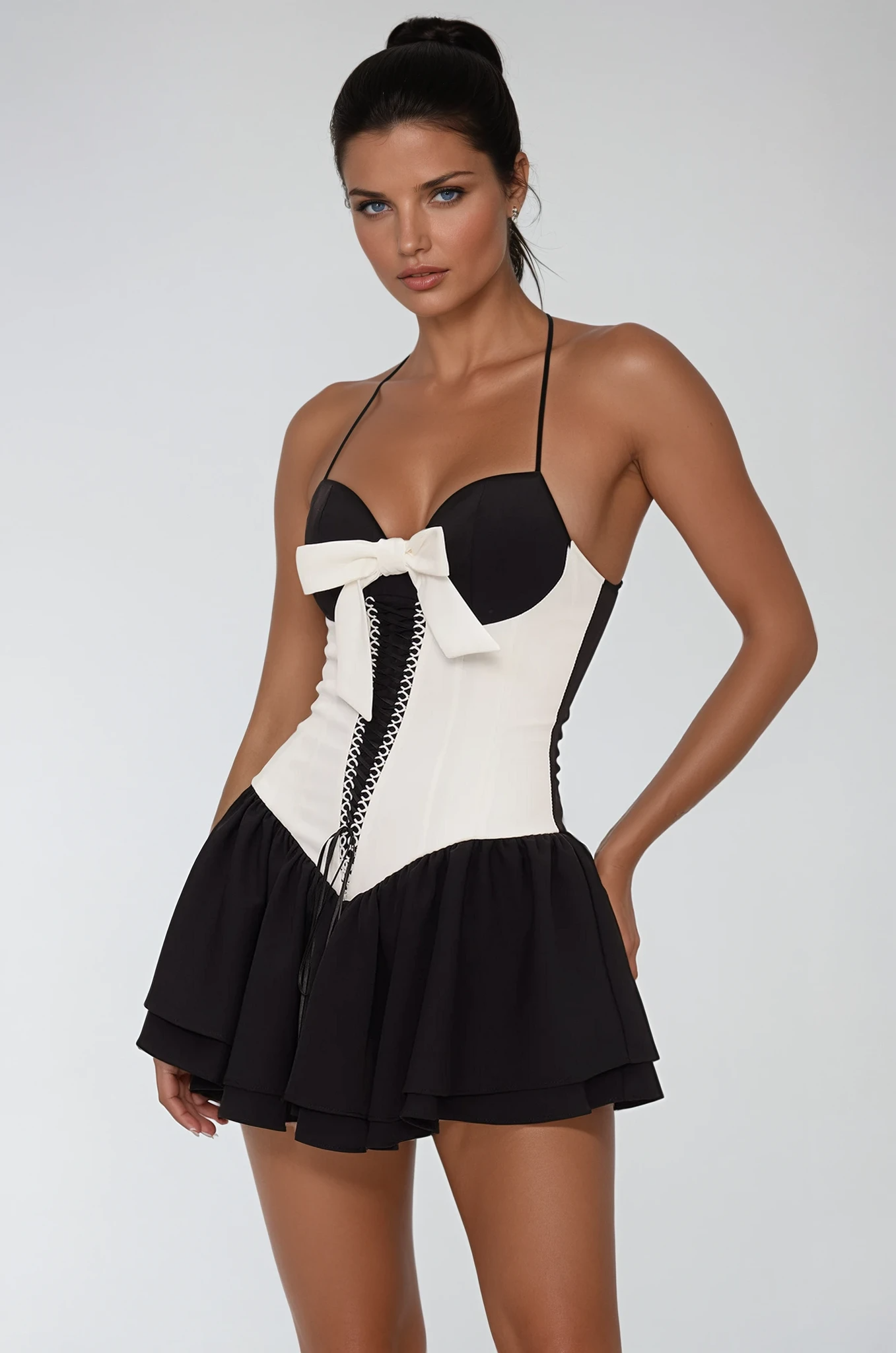 Well Tailored Dress with a Graceful Silhouette
