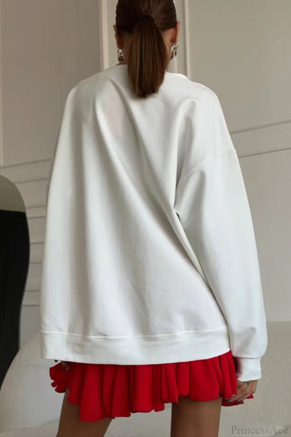 Well Tailored Garment with a Graceful Silhouette
