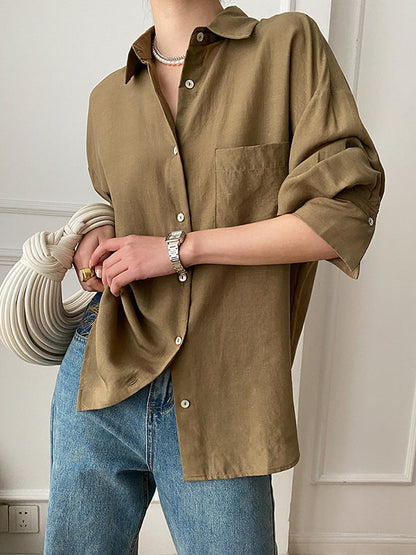 Classic Vintage Blouse with a Flattering Fit