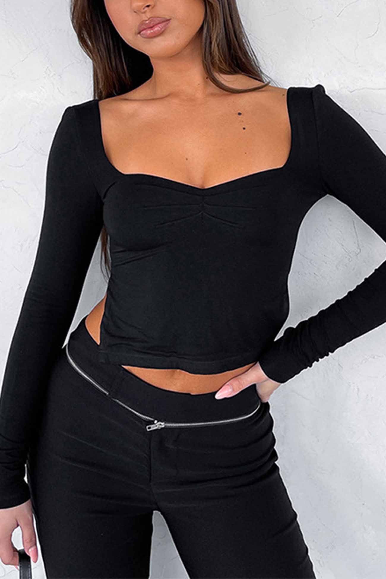 Effortlessly Elegant Top with a Timeless Design