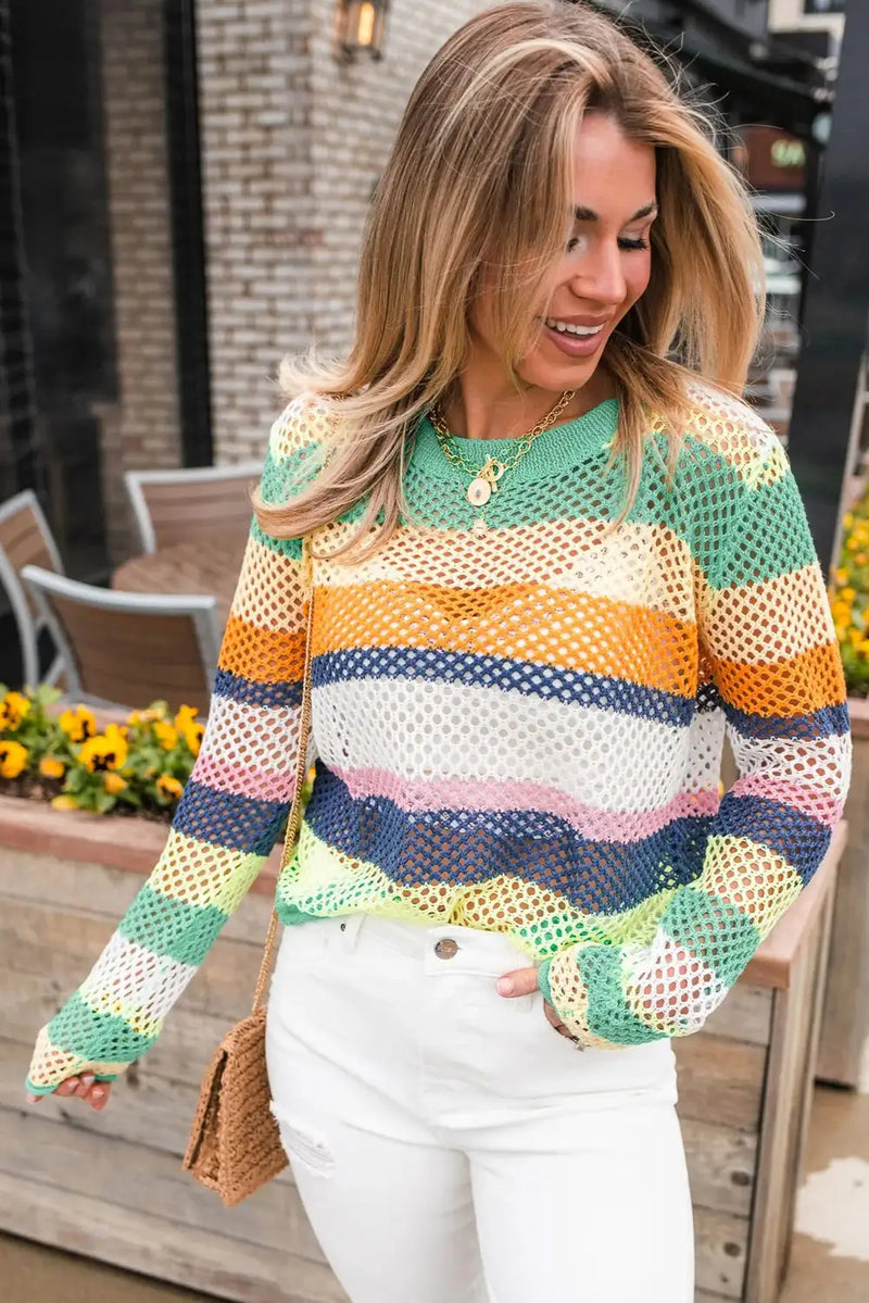 Well Tailored Sweater with a Graceful Silhouette