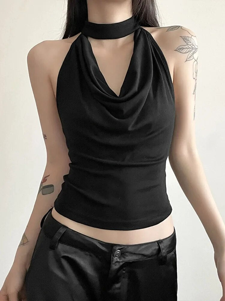 Sophisticated Garment with a Clean Classic Look