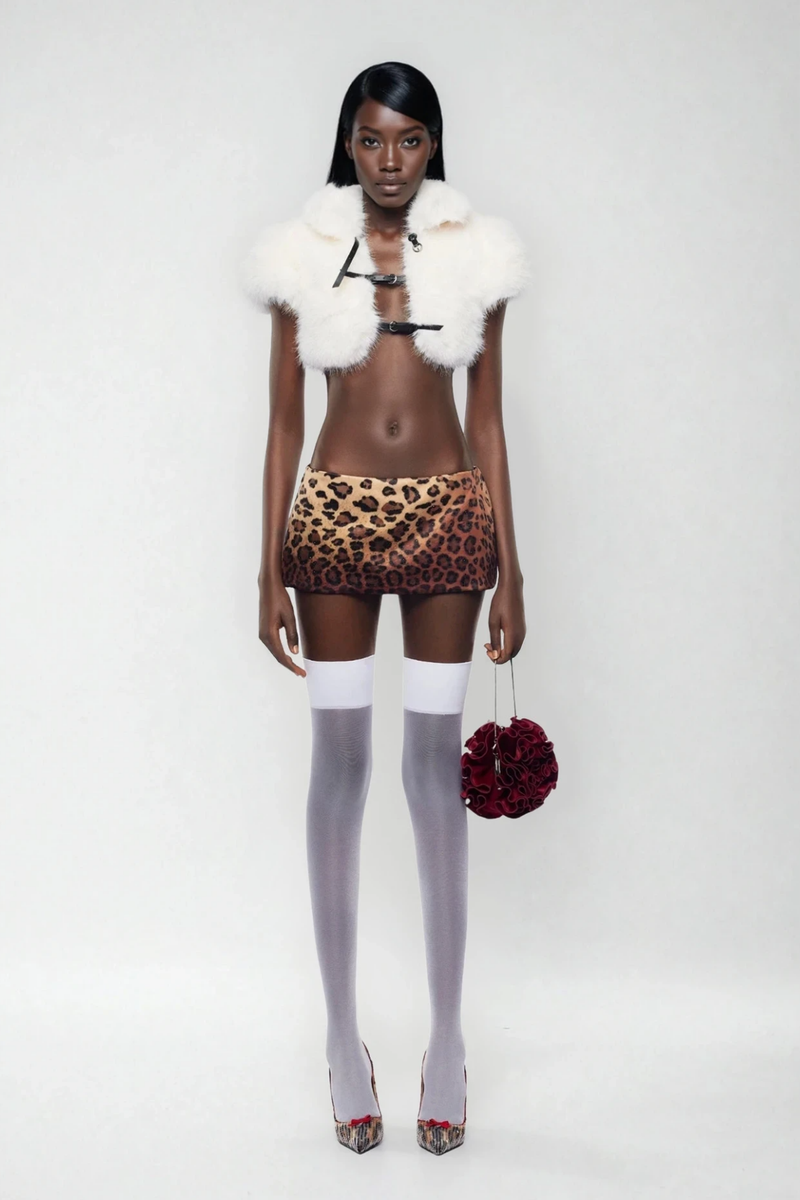 Gracefully Styled Garment for Any Occasion