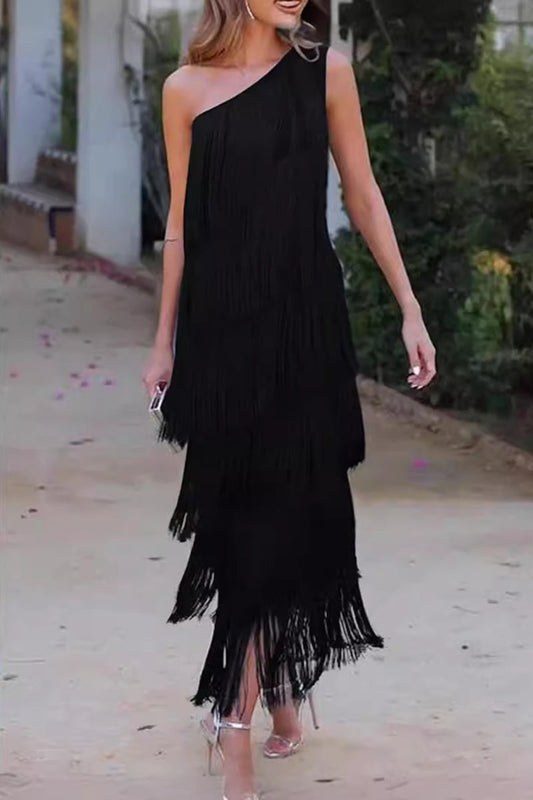 Gracefully Styled Dress for Any Occasion