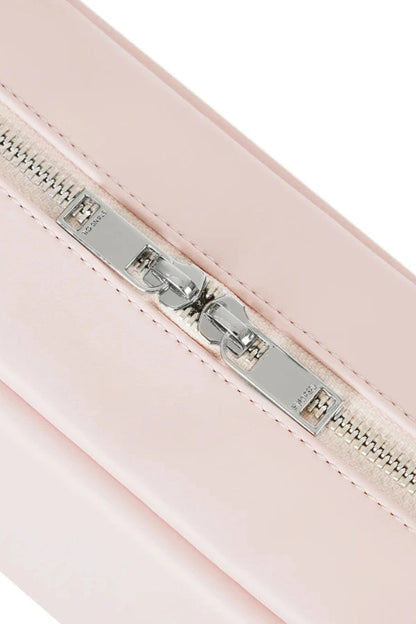 Elegantly Styled Bag for Everyday Wear