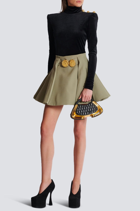 Classic Vintage & Enduringly Stylish Garment