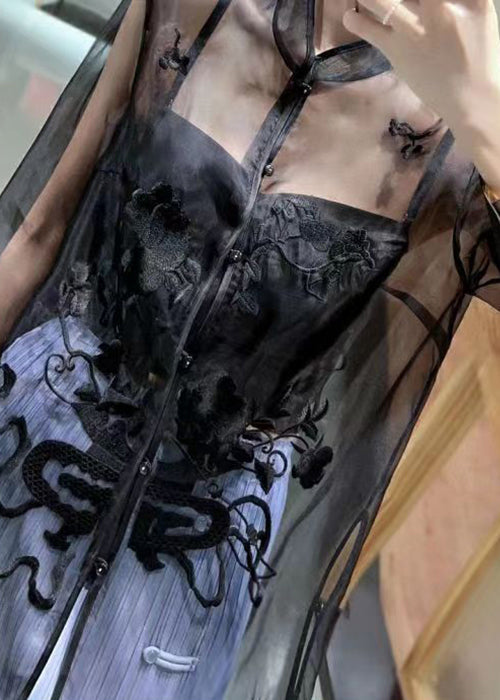 Beautifully Finished Top in a Timeless Design