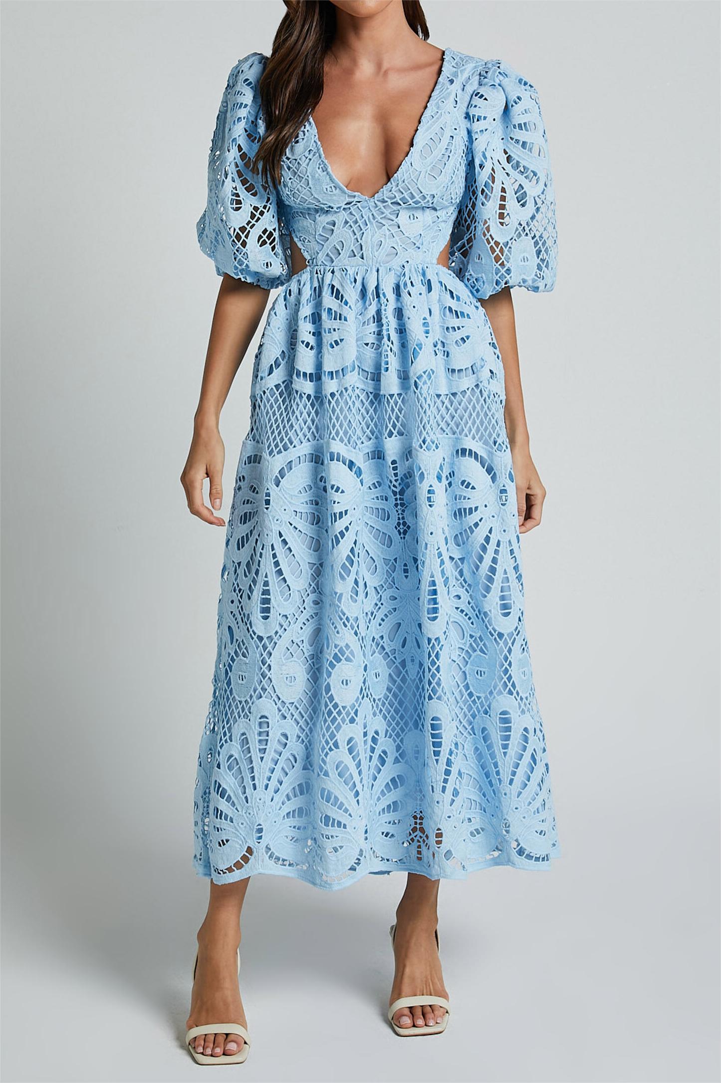 Gracefully Styled Dress for Any Occasion