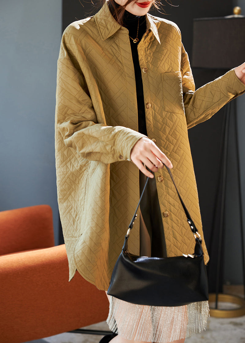 Beautifully Finished Coat in a Timeless Design