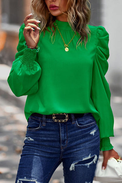 Classic Vintage Shirt with a Flattering Fit